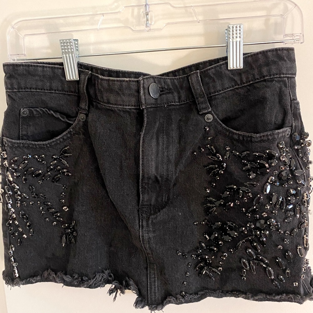 Women’s denim skirt. Size S.